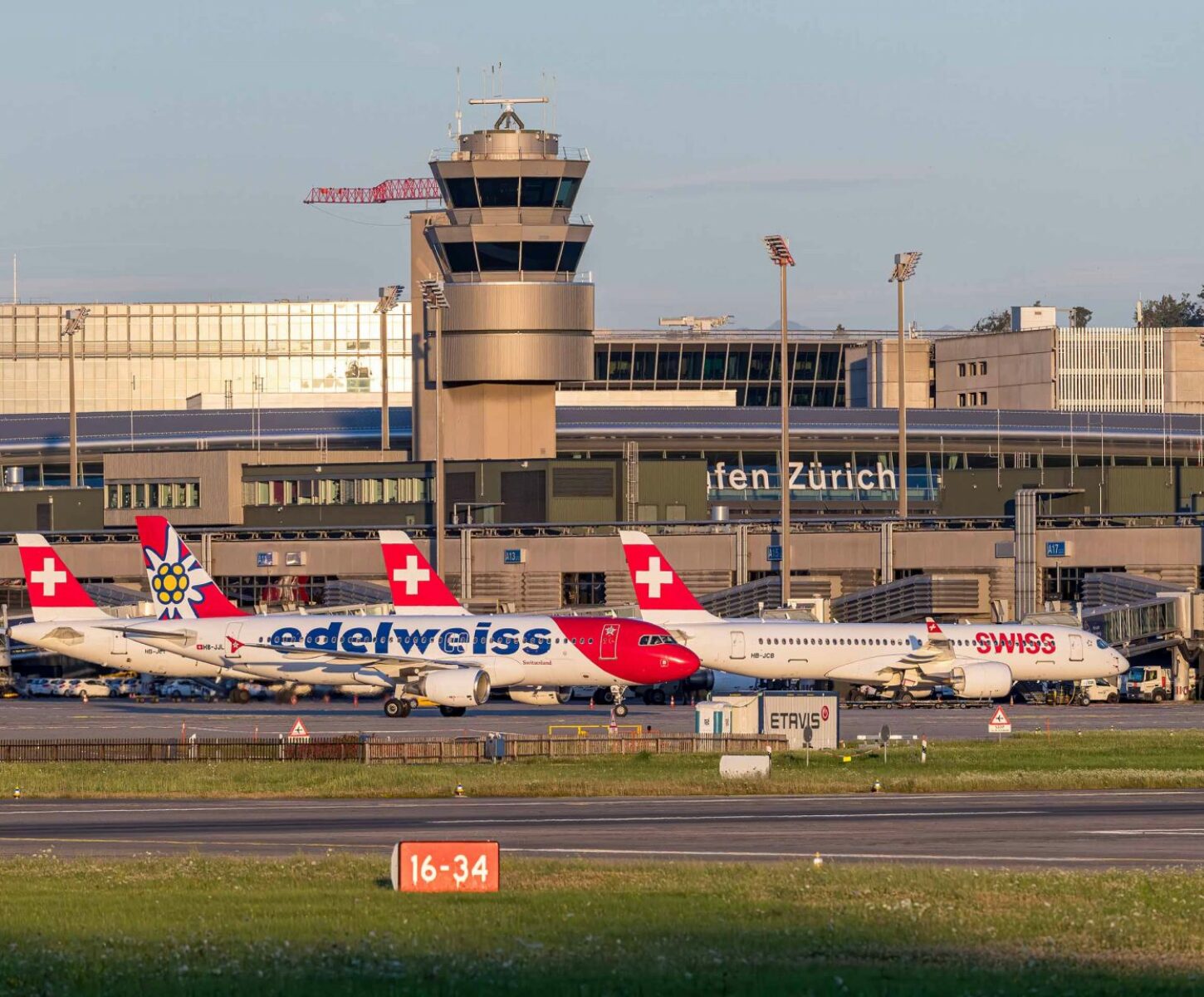 air-journal-aeroport-suisse-avions-Swiss-source-zurich-airport-1536x1152